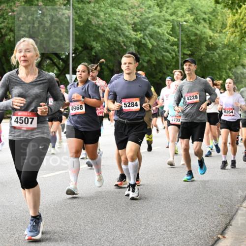 06.09.2026 - CURREX Alsterlauf Dr. Thomas Lammeyer http://msf.ph/oto/10116801 06.09.2026 09:13:50 Laufen 447, 4507, 4968, 5284, 4733, 4229, 6264, 3969, 727 meine-sportfotos.de