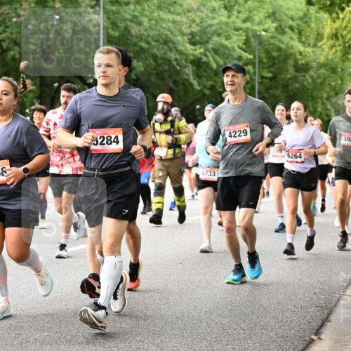 06.09.2026 - CURREX Alsterlauf Dr. Thomas Lammeyer http://msf.ph/oto/10116805 06.09.2026 09:13:51 Laufen 4968, 5284, 4733, 4229, 6264, 396 meine-sportfotos.de