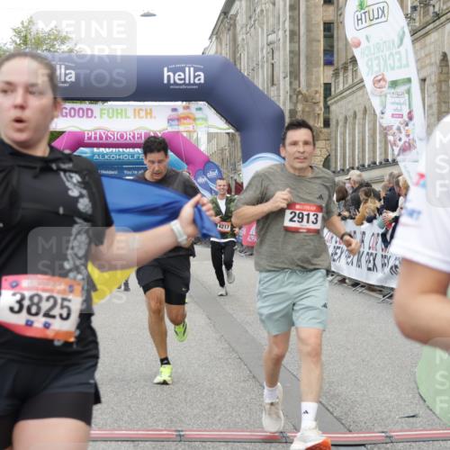 06.09.2026 - CURREX Alsterlauf Yannick Fuchs http://msf.ph/oto/10116875 06.09.2026 09:59:15 Ziel 2068, 2220, 2367, 2627, 2913, 3375, 3425, 3825, 3844, 3892, 4217, 4531, 4748, 4791, 4856, 4990, 5160, 5249, 5283, 5459, 5599, 5723, 5735, 5891, 6144, 6337 meine-sportfotos.de