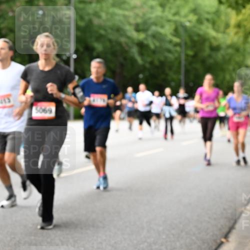 06.09.2026 - CURREX Alsterlauf Dr. Thomas Lammeyer http://msf.ph/oto/10116879 06.09.2026 09:13:59 Laufen 5069 meine-sportfotos.de