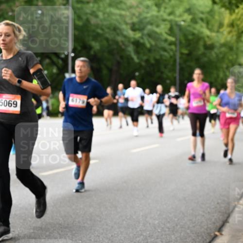 06.09.2026 - CURREX Alsterlauf Dr. Thomas Lammeyer http://msf.ph/oto/10116882 06.09.2026 09:14:00 Laufen 5013, 6179, 5069 meine-sportfotos.de