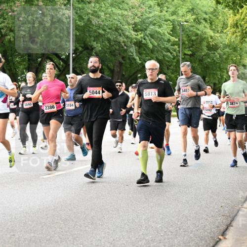 06.09.2026 - CURREX Alsterlauf Dr. Thomas Lammeyer http://msf.ph/oto/10116974 06.09.2026 09:14:11 Laufen 31, 2779, 4610, 5044, 5813, 3457, 3840, 2386, 3184, 3874, 5092 meine-sportfotos.de