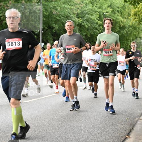 06.09.2026 - CURREX Alsterlauf Dr. Thomas Lammeyer http://msf.ph/oto/10116989 06.09.2026 09:14:13 Laufen 84, 5813, 6219, 3457, 29, 5092, 3874, 2433 meine-sportfotos.de