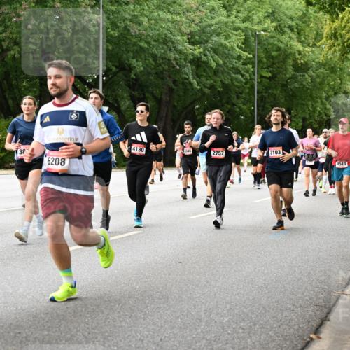06.09.2026 - CURREX Alsterlauf Dr. Thomas Lammeyer http://msf.ph/oto/10117081 06.09.2026 09:14:24 Laufen 5980, 38, 6208, 4130, 5045, 2757, 3103, 4511 meine-sportfotos.de