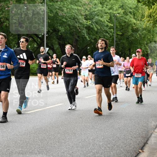 06.09.2026 - CURREX Alsterlauf Dr. Thomas Lammeyer http://msf.ph/oto/10117091 06.09.2026 09:14:26 Laufen 02, 130, 3165, 298, 4356, 6039, 4, 310, 2757, 5743, 300, 6205, 4511 meine-sportfotos.de