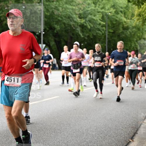 06.09.2026 - CURREX Alsterlauf Dr. Thomas Lammeyer http://msf.ph/oto/10117115 06.09.2026 09:14:29 Laufen 6045, 4511, 3005 meine-sportfotos.de