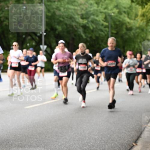 06.09.2026 - CURREX Alsterlauf Dr. Thomas Lammeyer http://msf.ph/oto/10117121 06.09.2026 09:14:30 Laufen 5802 meine-sportfotos.de