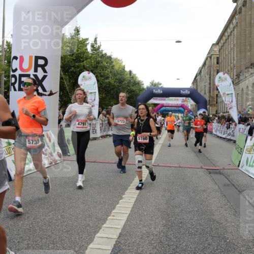 06.09.2026 - CURREX Alsterlauf Yannick Fuchs http://msf.ph/oto/10117172 06.09.2026 09:59:21 Ziel 2220, 2367, 2772, 2913, 3535, 3542, 3600, 3657, 3825, 3844, 3892, 4091, 4139, 4158, 4217, 4748, 4791, 5160, 5249, 5723, 5735, 6059, 6312, 6443, 6447 meine-sportfotos.de