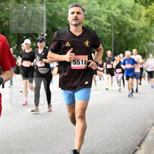 06.09.2026 - CURREX Alsterlauf Dr. Thomas Lammeyer http://msf.ph/oto/10117200 06.09.2026 09:14:40 Laufen 4122, 5518 meine-sportfotos.de