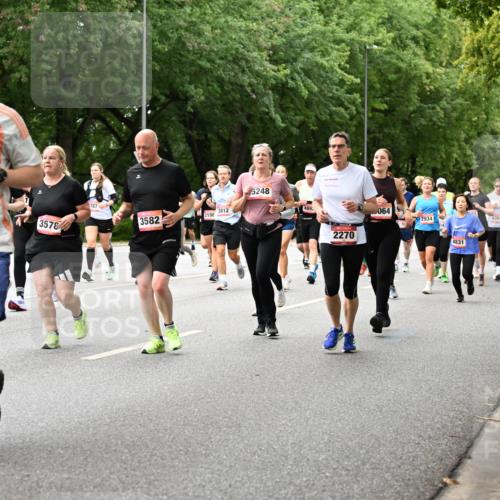 06.09.2026 - CURREX Alsterlauf Dr. Thomas Lammeyer http://msf.ph/oto/10117236 06.09.2026 09:14:45 Laufen 5771, 3578, 787, 3812, 3582, 2196, 5248, 489, 2270, 064, 2934, 4831, 6147, 6354 meine-sportfotos.de