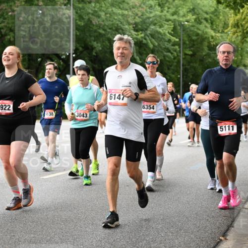 06.09.2026 - CURREX Alsterlauf Dr. Thomas Lammeyer http://msf.ph/oto/10117271 06.09.2026 09:14:51 Laufen 3922, 31, 4138, 3043, 6147, 6354, 5111, 8547 meine-sportfotos.de