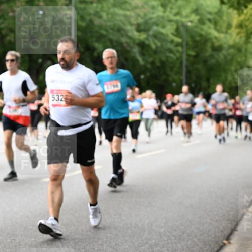 06.09.2026 - CURREX Alsterlauf Dr. Thomas Lammeyer http://msf.ph/oto/10117319 06.09.2026 09:14:58 Laufen 176, 532 meine-sportfotos.de