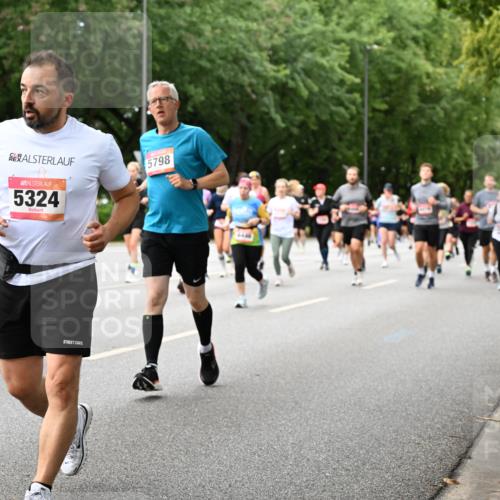 06.09.2026 - CURREX Alsterlauf Dr. Thomas Lammeyer http://msf.ph/oto/10117322 06.09.2026 09:14:59 Laufen 5597, 539, 5324, 5798, 6446 meine-sportfotos.de