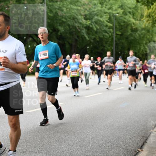 06.09.2026 - CURREX Alsterlauf Dr. Thomas Lammeyer http://msf.ph/oto/10117323 06.09.2026 09:14:59 Laufen 53, 5324, 5798 meine-sportfotos.de