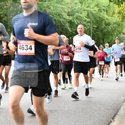 06.09.2026 - CURREX Alsterlauf Dr. Thomas Lammeyer http://msf.ph/oto/10117362 06.09.2026 09:15:04 Laufen 03, 3309, 6019, 85, 4634, 1316, 6155, 093, 8056, 4894 meine-sportfotos.de