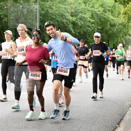 06.09.2026 - CURREX Alsterlauf Dr. Thomas Lammeyer http://msf.ph/oto/10117388 06.09.2026 09:15:08 Laufen 3, 8063, 5349, 2035, 21, 6148, 074, 4894, 8056 meine-sportfotos.de