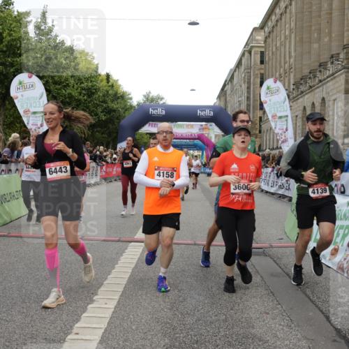 06.09.2026 - CURREX Alsterlauf Yannick Fuchs http://msf.ph/oto/10117403 06.09.2026 09:59:23 Ziel 2220, 2367, 2772, 3535, 3542, 3600, 3657, 3844, 3892, 4091, 4139, 4158, 4217, 4748, 4791, 5160, 5249, 5723, 5735, 6059, 6312, 6443, 6447 meine-sportfotos.de