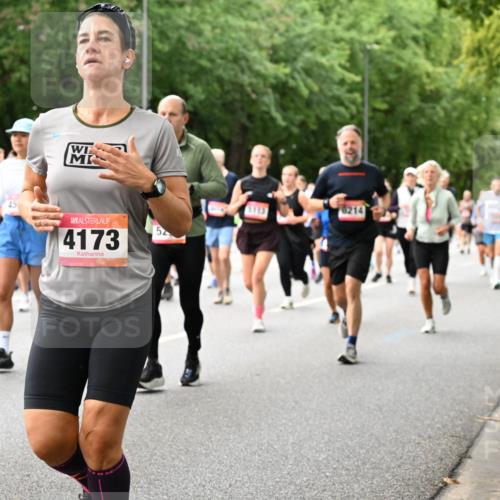06.09.2026 - CURREX Alsterlauf Dr. Thomas Lammeyer http://msf.ph/oto/10117424 06.09.2026 09:15:13 Laufen 4591, 45, 4173, 5113, 52, 6214 meine-sportfotos.de