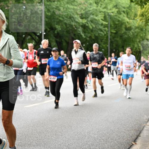 06.09.2026 - CURREX Alsterlauf Dr. Thomas Lammeyer http://msf.ph/oto/10117447 06.09.2026 09:15:17 Laufen 2883, 2580 meine-sportfotos.de
