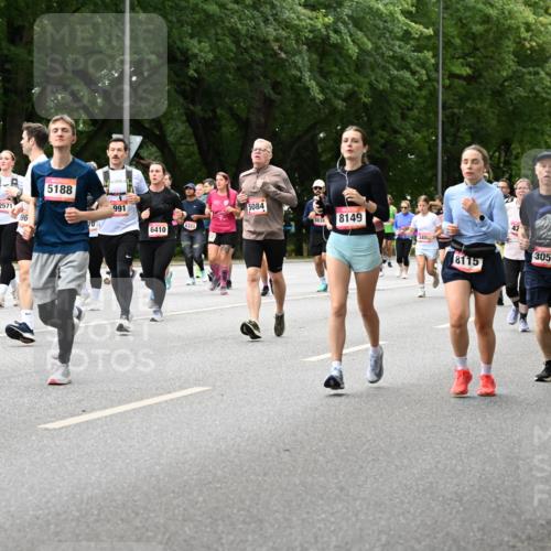 06.09.2026 - CURREX Alsterlauf Dr. Thomas Lammeyer http://msf.ph/oto/10117488 06.09.2026 09:15:23 Laufen 2955, 2571, 96, 5188, 991, 5084, 8149, 70, 6333, 6410, 8115, 3059, 24, 3477 meine-sportfotos.de