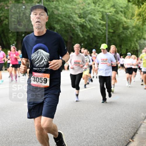 06.09.2026 - CURREX Alsterlauf Dr. Thomas Lammeyer http://msf.ph/oto/10117517 06.09.2026 09:15:26 Laufen 5084, 3059 meine-sportfotos.de