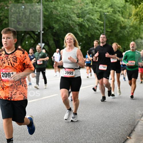 06.09.2026 - CURREX Alsterlauf Dr. Thomas Lammeyer http://msf.ph/oto/10117553 06.09.2026 09:15:34 Laufen 209, 3995, 4790 meine-sportfotos.de