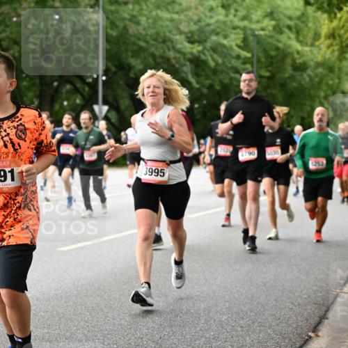 06.09.2026 - CURREX Alsterlauf Dr. Thomas Lammeyer http://msf.ph/oto/10117554 06.09.2026 09:15:34 Laufen 2091, 3995, 2630, 4790, 6030, 5252 meine-sportfotos.de