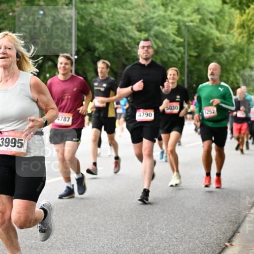 06.09.2026 - CURREX Alsterlauf Dr. Thomas Lammeyer http://msf.ph/oto/10117562 06.09.2026 09:15:35 Laufen 3995, 4787, 4790, 5030, 252 meine-sportfotos.de
