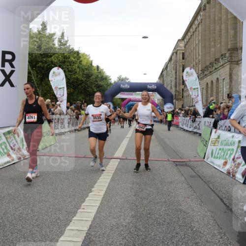 06.09.2026 - CURREX Alsterlauf Yannick Fuchs http://msf.ph/oto/10117567 06.09.2026 09:59:26 Ziel 2077, 2367, 2772, 3535, 3542, 3600, 3657, 3695, 3969, 4091, 4139, 4158, 4217, 4478, 4748, 4791, 5160, 5636, 5712, 5723, 5735, 5948, 6059, 6312, 6443, 6447 meine-sportfotos.de