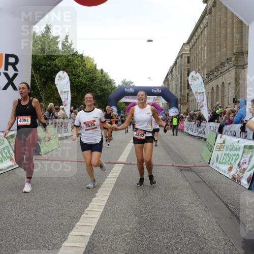 06.09.2026 - CURREX Alsterlauf Yannick Fuchs http://msf.ph/oto/10117584 06.09.2026 09:59:27 Ziel 2077, 2772, 3129, 3535, 3542, 3600, 3657, 3695, 3969, 4091, 4139, 4158, 4478, 4791, 5160, 5636, 5712, 5723, 5735, 5948, 6059, 6312, 6443, 6447 meine-sportfotos.de