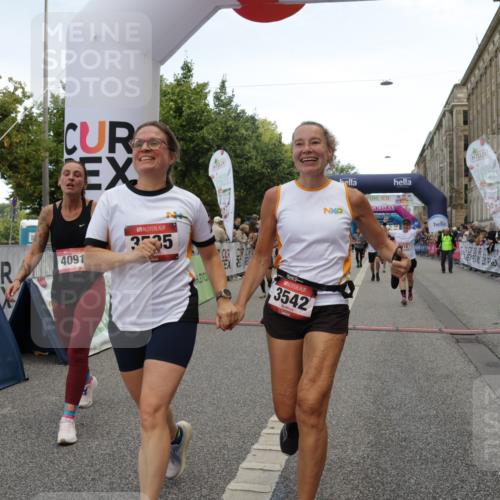 06.09.2026 - CURREX Alsterlauf Yannick Fuchs http://msf.ph/oto/10117643 06.09.2026 09:59:28 Ziel 2077, 2772, 3129, 3535, 3542, 3600, 3657, 3695, 3969, 4091, 4139, 4158, 4478, 5636, 5712, 5948, 6059, 6312, 6443, 6447 meine-sportfotos.de