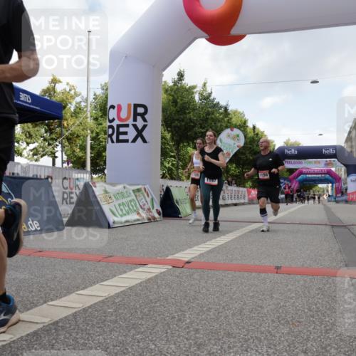 06.09.2026 - CURREX Alsterlauf Yannick Fuchs http://msf.ph/oto/10117717 06.09.2026 12:01:31 Ziel 1073, 1147, 1155, 1156, 1243, 1265 meine-sportfotos.de