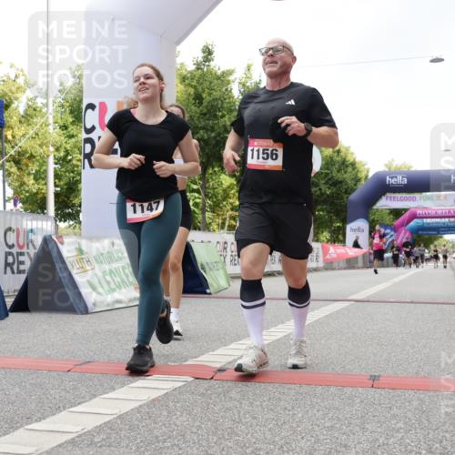 06.09.2026 - CURREX Alsterlauf Yannick Fuchs http://msf.ph/oto/10117725 06.09.2026 12:01:33 Ziel 1073, 1147, 1155, 1156, 1233, 1265 meine-sportfotos.de