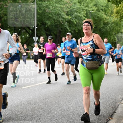 06.09.2026 - CURREX Alsterlauf Dr. Thomas Lammeyer http://msf.ph/oto/10117733 06.09.2026 09:15:56 Laufen 5471, 1416, 4855, 2840, 56, 5498 meine-sportfotos.de