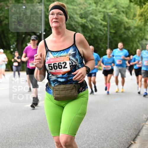 06.09.2026 - CURREX Alsterlauf Dr. Thomas Lammeyer http://msf.ph/oto/10117742 06.09.2026 09:15:57 Laufen 070, 5662 meine-sportfotos.de