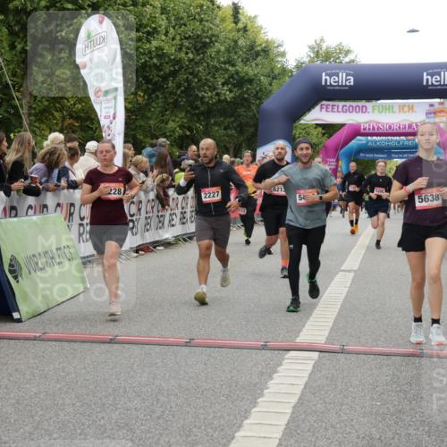 06.09.2026 - CURREX Alsterlauf Yannick Fuchs http://msf.ph/oto/10117848 06.09.2026 09:59:33 Ziel 2077, 2227, 2228, 3129, 3535, 3542, 3695, 3969, 4291, 4478, 4751, 4752, 5474, 5636, 5638, 5712, 5948, 6199, 6200, 6213, 8111 meine-sportfotos.de