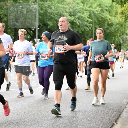 06.09.2026 - CURREX Alsterlauf Dr. Thomas Lammeyer http://msf.ph/oto/10117873 06.09.2026 09:16:15 Laufen 2253, 3165, 3332, 2795, 6475, 2622 meine-sportfotos.de