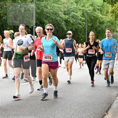 06.09.2026 - CURREX Alsterlauf Dr. Thomas Lammeyer http://msf.ph/oto/10117907 06.09.2026 09:16:19 Laufen 3, 3198, 6, 3112, 138, 805, 8075, 5792, 4167, 3143, 3142, 4794, 46 meine-sportfotos.de
