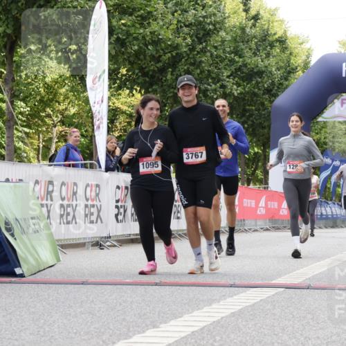 06.09.2026 - CURREX Alsterlauf Yannick Fuchs http://msf.ph/oto/10117961 06.09.2026 12:01:47 Ziel 1095, 1284, 1285, 1286, 1288 meine-sportfotos.de