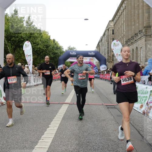 06.09.2026 - CURREX Alsterlauf Yannick Fuchs http://msf.ph/oto/10117965 06.09.2026 09:59:35 Ziel 2077, 2227, 2228, 2780, 3129, 3695, 3969, 4291, 4478, 4751, 4752, 5474, 5636, 5638, 5712, 5948, 6199, 6200, 6213, 8111 meine-sportfotos.de