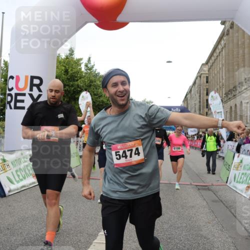06.09.2026 - CURREX Alsterlauf Yannick Fuchs http://msf.ph/oto/10118008 06.09.2026 09:59:37 Ziel 2077, 2227, 2228, 2780, 3129, 3695, 3969, 4291, 4751, 4752, 5269, 5474, 5636, 5638, 5948, 6199, 6200, 6213, 8111 meine-sportfotos.de