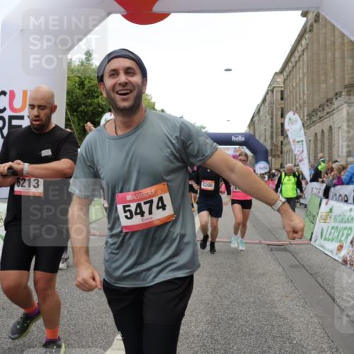 06.09.2026 - CURREX Alsterlauf Yannick Fuchs http://msf.ph/oto/10118018 06.09.2026 09:59:37 Ziel 2077, 2227, 2228, 2780, 3129, 3695, 3969, 4291, 4751, 4752, 5269, 5474, 5636, 5638, 5948, 6199, 6200, 6213, 8111 meine-sportfotos.de