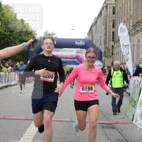 06.09.2026 - CURREX Alsterlauf Yannick Fuchs http://msf.ph/oto/10118023 06.09.2026 09:59:38 Ziel 2077, 2227, 2228, 2780, 3129, 3969, 4042, 4291, 4751, 4752, 5154, 5269, 5474, 5638, 6199, 6200, 6213, 8111 meine-sportfotos.de