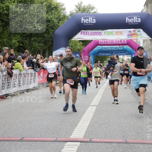 06.09.2026 - CURREX Alsterlauf Yannick Fuchs http://msf.ph/oto/10118149 06.09.2026 09:59:41 Ziel 2227, 2228, 2269, 2676, 2780, 3119, 3120, 4042, 4291, 4323, 4324, 4751, 4752, 5154, 5269, 5474, 5638, 5800, 6199, 6200, 6213, 8111 meine-sportfotos.de
