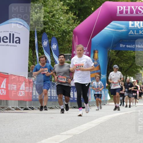 06.09.2026 - CURREX Alsterlauf Yannick Fuchs http://msf.ph/oto/10118351 06.09.2026 12:02:15 Ziel 1209 meine-sportfotos.de
