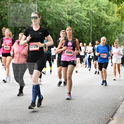 06.09.2026 - CURREX Alsterlauf Dr. Thomas Lammeyer http://msf.ph/oto/10118411 06.09.2026 09:17:08 Laufen 3709, 5042, 2725, 4948, 6387, 2262 meine-sportfotos.de