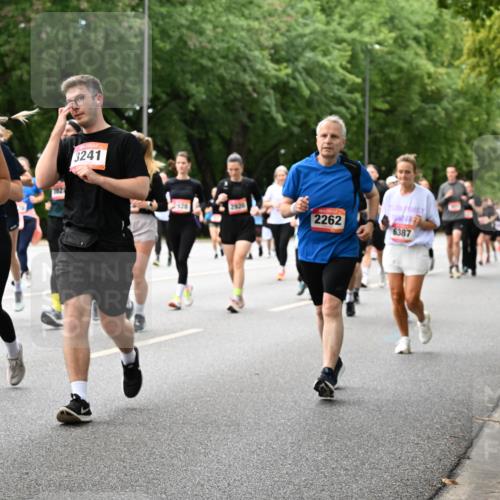 06.09.2026 - CURREX Alsterlauf Dr. Thomas Lammeyer http://msf.ph/oto/10118431 06.09.2026 09:17:10 Laufen 4948, 3241, 2820, 2262, 6387 meine-sportfotos.de