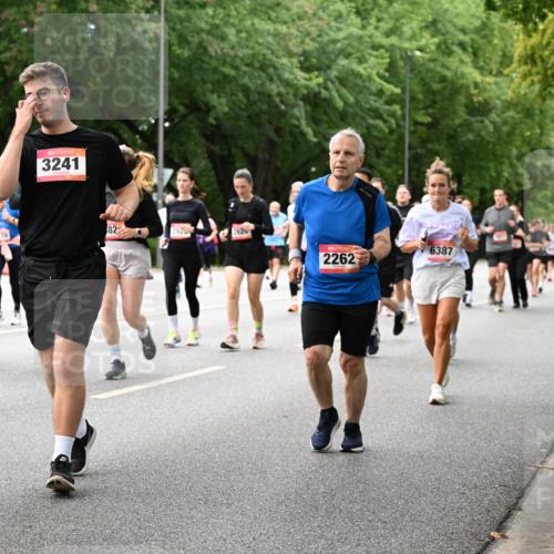 06.09.2026 - CURREX Alsterlauf Dr. Thomas Lammeyer http://msf.ph/oto/10118434 06.09.2026 09:17:10 Laufen 63, 5118, 3241, 395, 82, 292, 070, 2926, 2262, 6387 meine-sportfotos.de