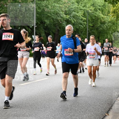06.09.2026 - CURREX Alsterlauf Dr. Thomas Lammeyer http://msf.ph/oto/10118436 06.09.2026 09:17:10 Laufen 5118, 3241, 53, 070, 5029, 2928, 2920, 2262, 6387 meine-sportfotos.de