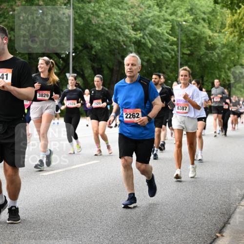 06.09.2026 - CURREX Alsterlauf Dr. Thomas Lammeyer http://msf.ph/oto/10118438 06.09.2026 09:17:10 Laufen 18, 5595, 3241, 3829, 2928, 2920, 2262, 6387 meine-sportfotos.de